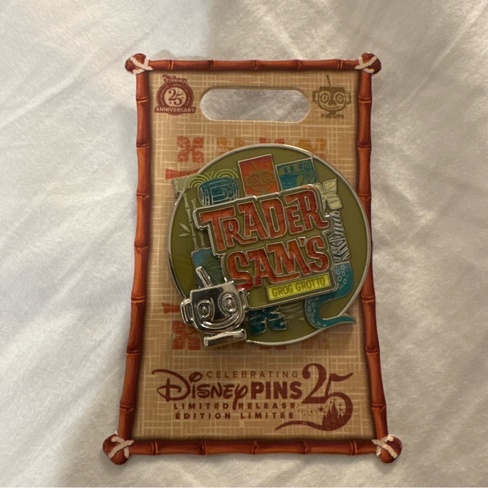 NEW🌟Disney World Trader Sam's Grog Grotto Polynesian Tiki Pin LR